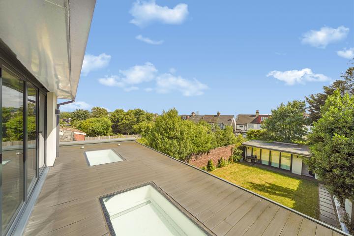 Luxury Family Home Elliot Road, Hendon